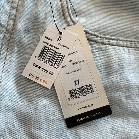 Rip Curl Denim Shorts - NWT - High Waisted Short - Picture 2 of 4